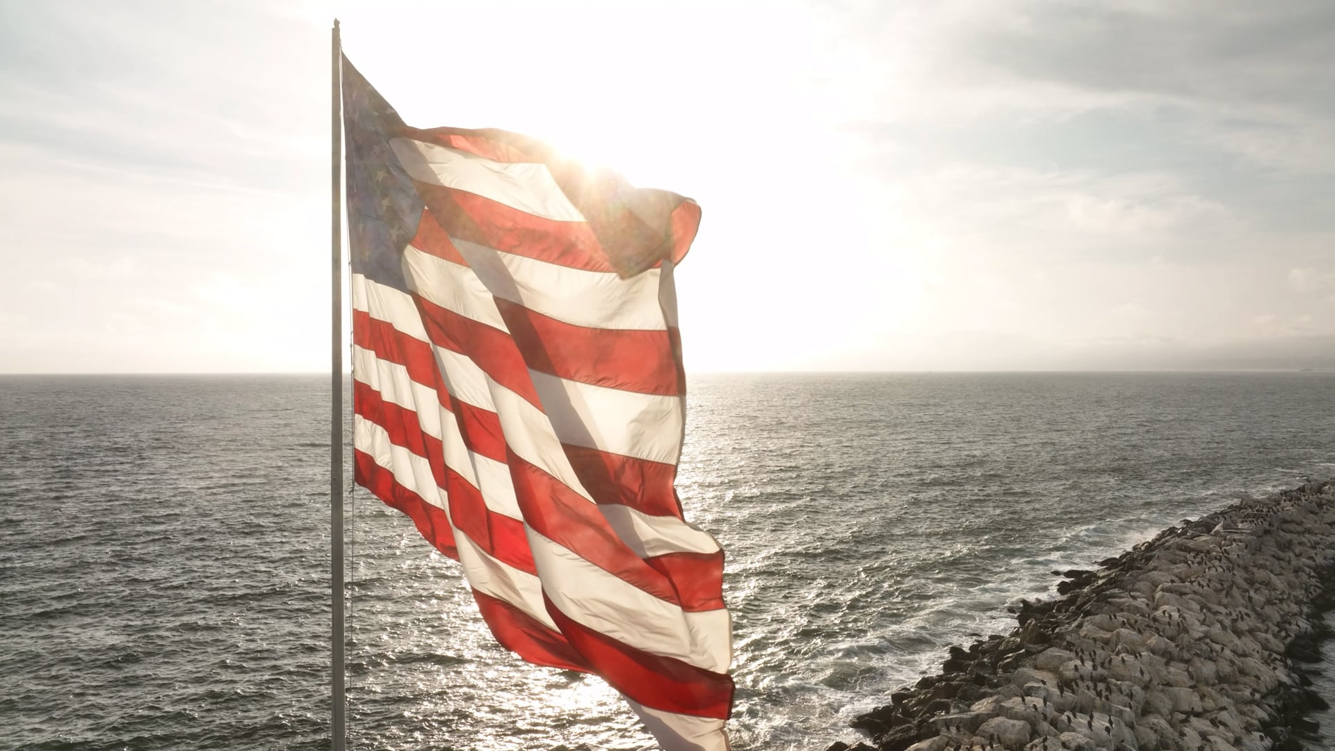 american-flag-waving-2025-08-28-17-55-01-utc.00_00_00_17.Still001